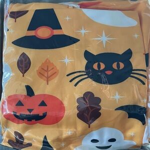 Halloween Kids Twin Sheet Set with Black Cat and Pumpkin Design